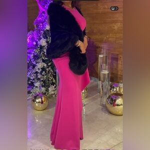 Luxurious Black Faux Fur Women's Shrug